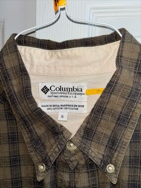 Columbia Olive and Brown Plaid Button-Down Shirt. Men’s XL